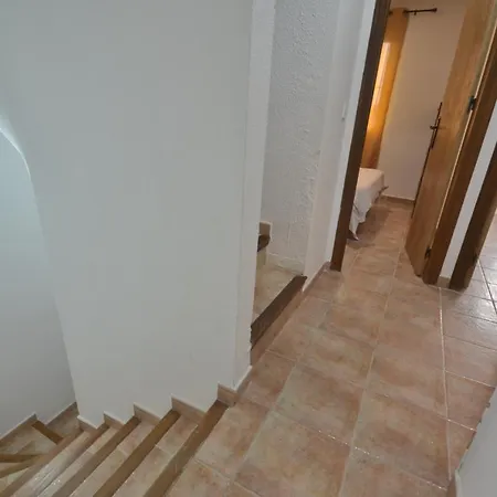 Holiday home Agradable Adosado Con Piscina, Duchas Hidromasaje