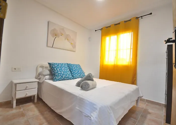 Nyaraló Agradable Adosado Con Piscina, Duchas Hidromasaje *