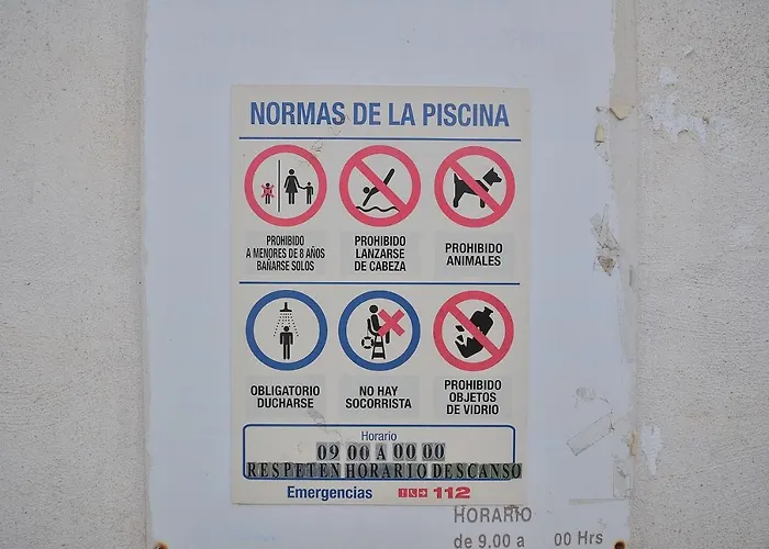 Agradable Adosado Con Piscina, Duchas Hidromasaje Nyaraló *